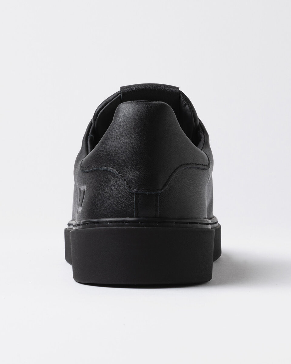 Levante MONO NERO